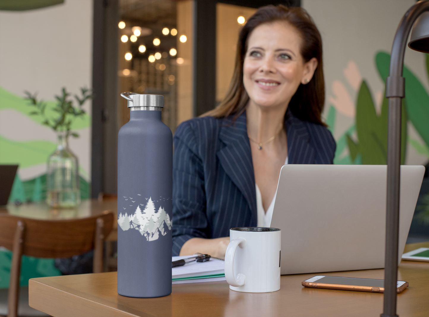 Nature-Inspired Insulated Water Bottle – Forest Design, Eco-Friendly Travel Mug, Hiking Gift for Outdoor Lovers
