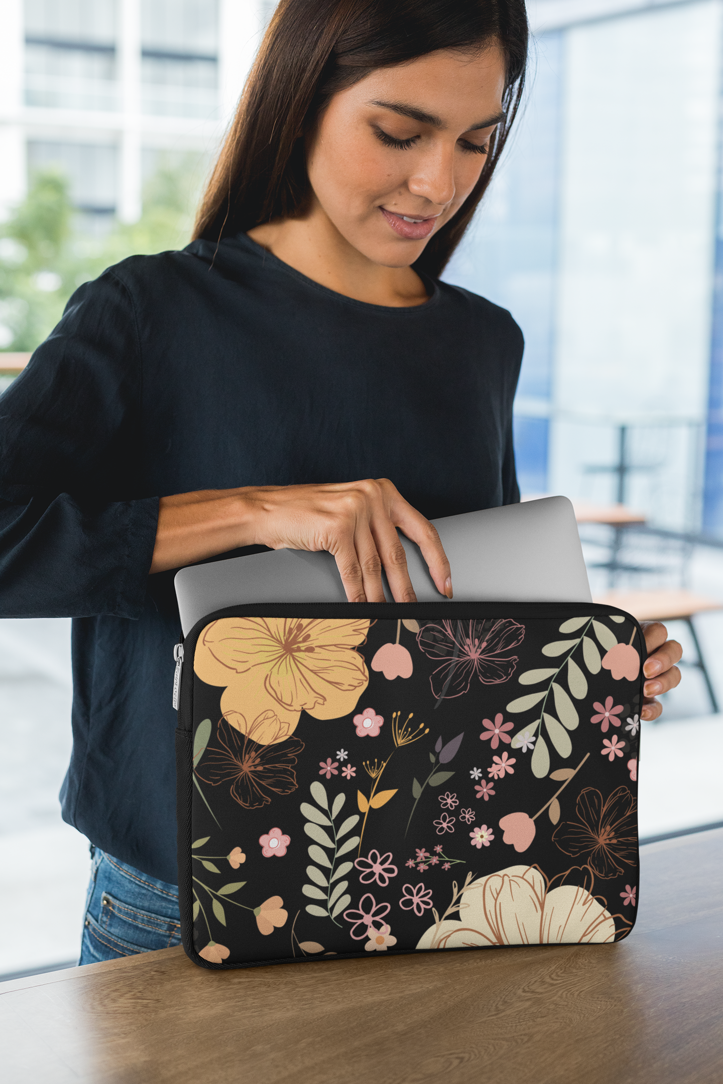 Floral Laptop Sleeve - Stylish Protector for Your Device, Gift for Students, College Students, Mother's Day, Portable Computer Case