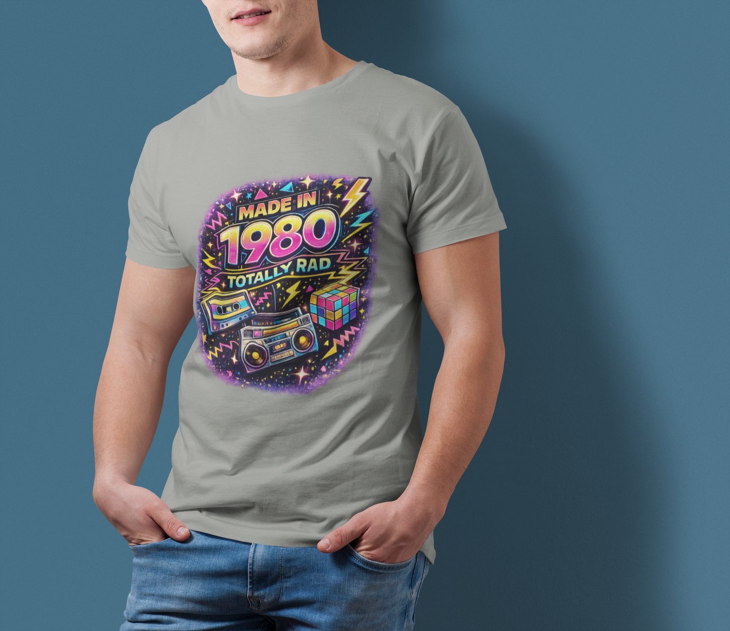 Retro 1980 T-Shirt Born in 1980, Vintage 80s Birthday Shirt, Unisex Graphic Tee Gift