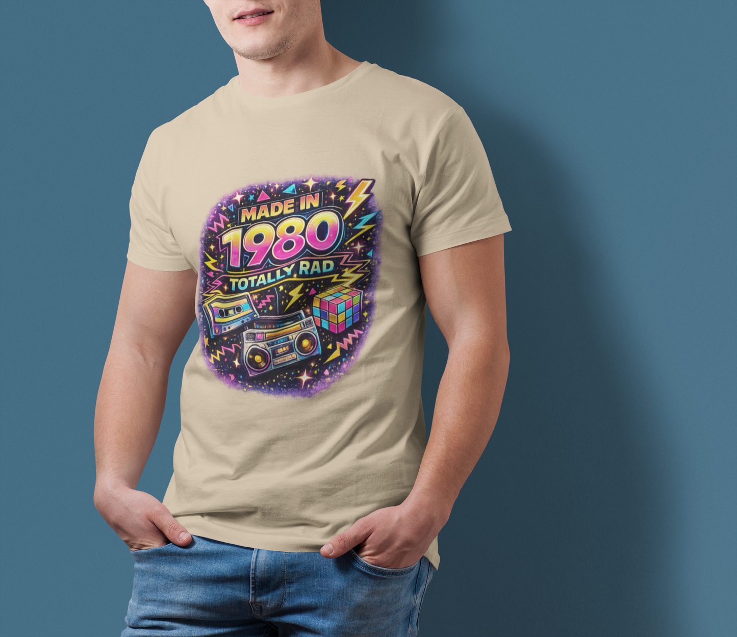 Retro 1980 T-Shirt Born in 1980, Vintage 80s Birthday Shirt, Unisex Graphic Tee Gift