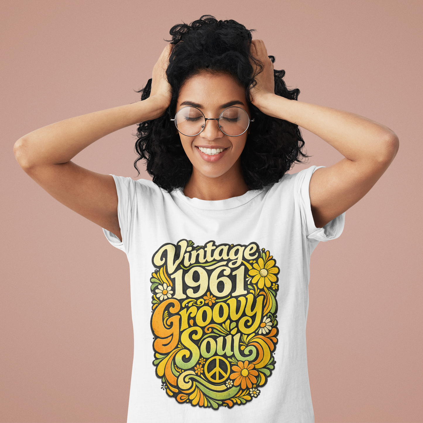 Vintage 1961 Retro T-Shirt | 1961 Birth Year Shirt | Retro 60s Graphic Tee