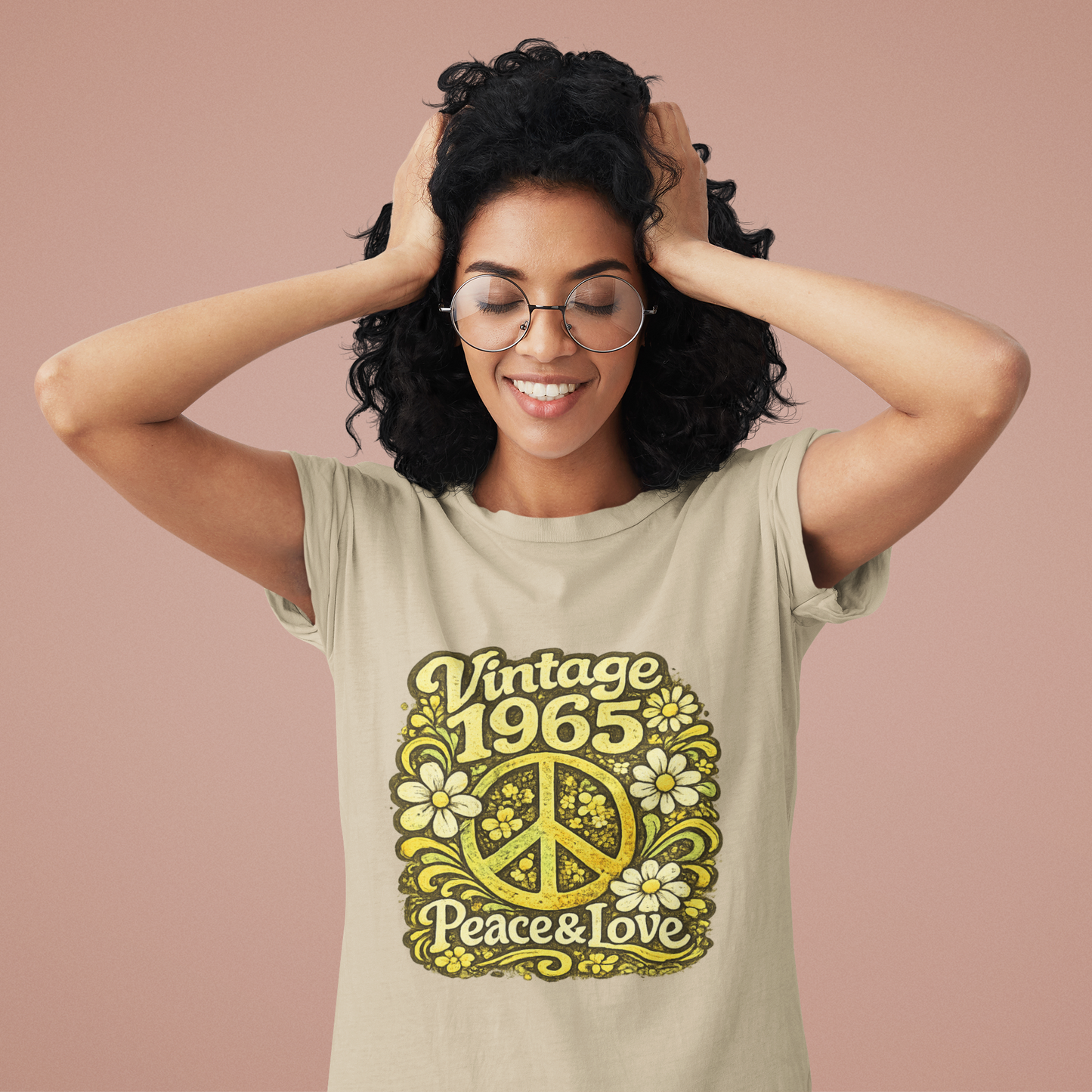 Vintage 1965 Retro T-Shirt – Born to Vibe 1965 Shirt, 60s Hippie Graphic Tee, Retro Birth Year Shirt, 1965 Birthday Gift