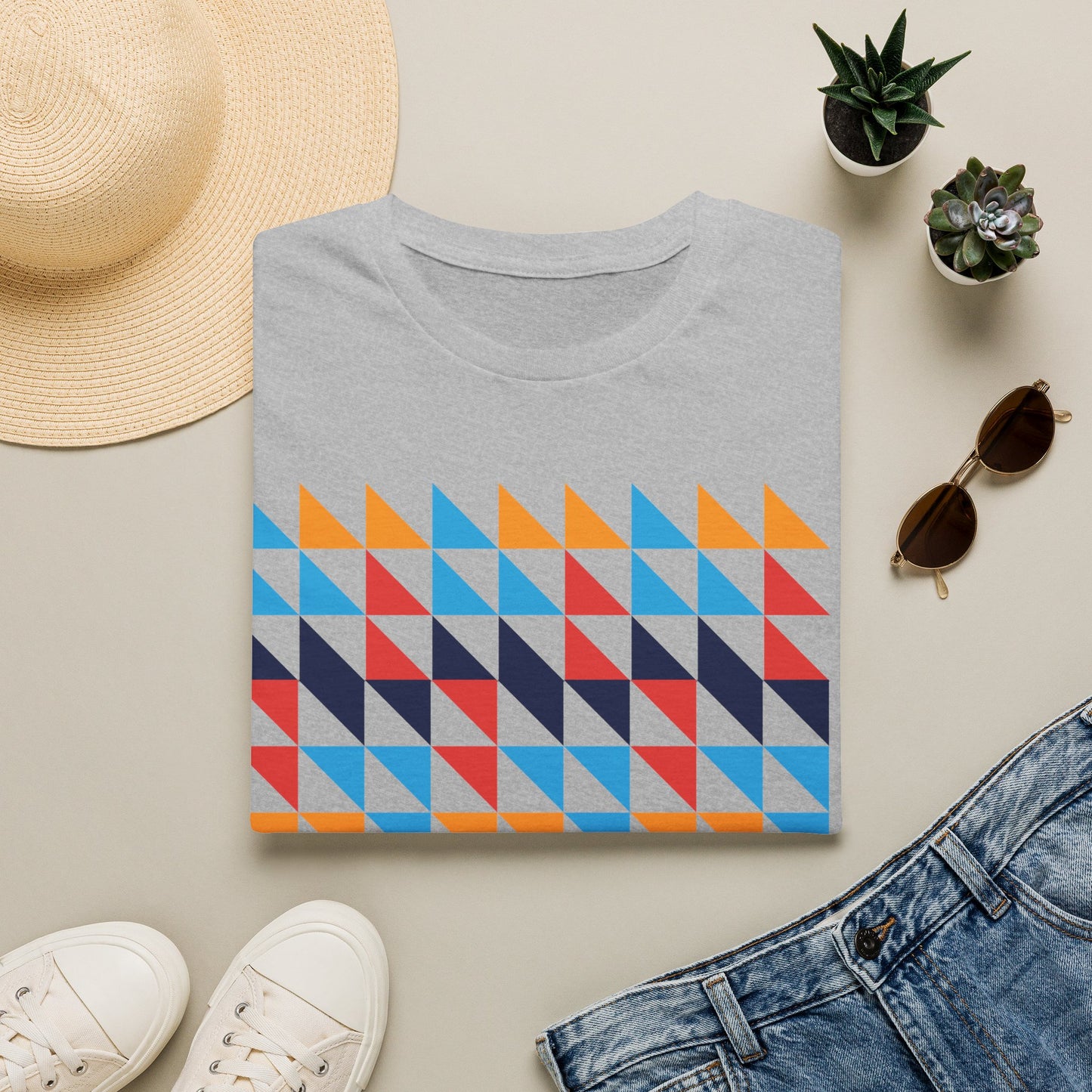 Geometric Color Triangle T-Shirt for Men & Women | Modern Retro Pattern Graphic Tee